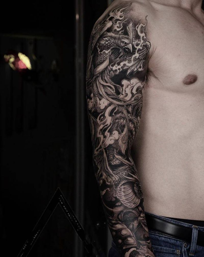 大连华龙堂刺青纹身图片_手臂肩部新传统欧美写实纹身图案