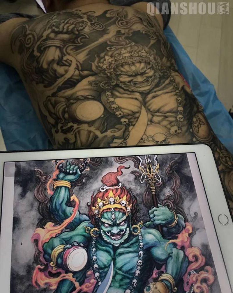 玛哈嘎拉纹身图片_背部新传统原创纹身图案