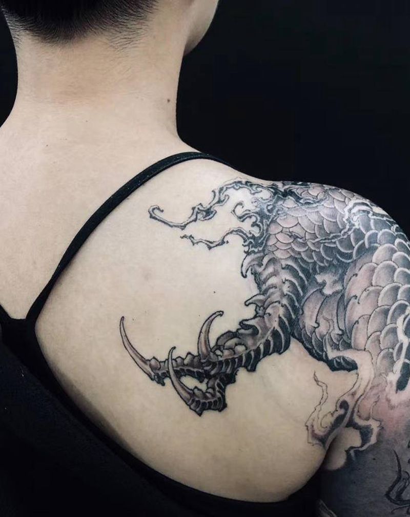 天龙八部纹身图片_手臂新传统纹身图案