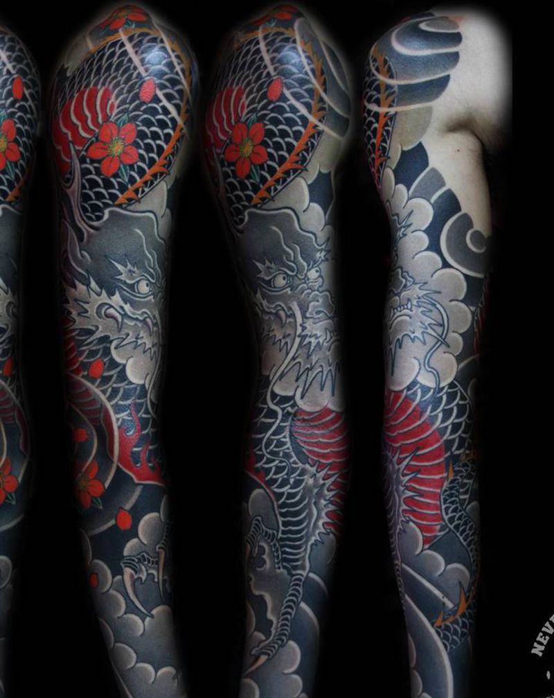 龙花臂纹身图片_手臂新传统小伟刺青纹身图案