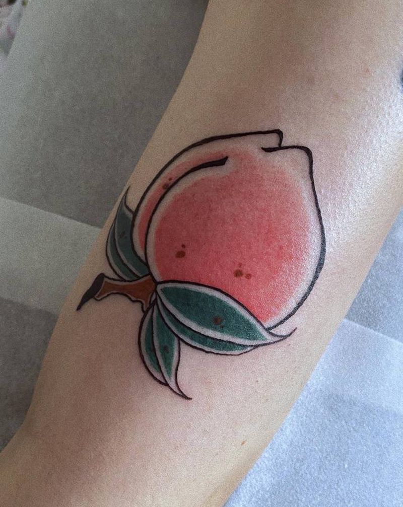 日式小图桃纹身图片_手臂腿部老传统Old School桃纹身图案