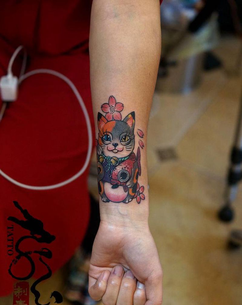 小猫纹身图片_腿部手臂老传统新传统彩色猫纹身图案