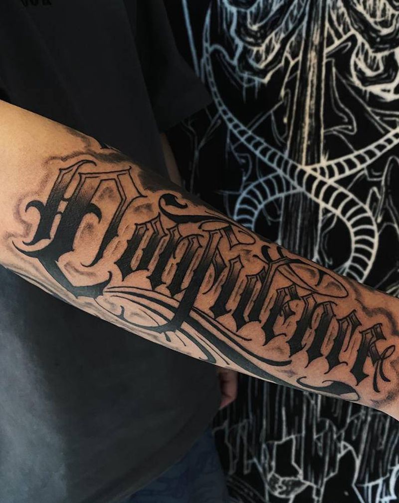 原创花体字小臂纹身图片_手臂花体字纹身图案