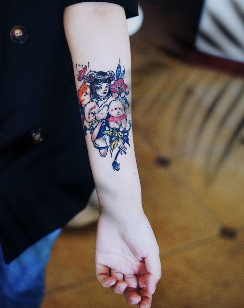 小作品纹身图片_手臂臀部新传统老传统狗狗小美女纹身图案