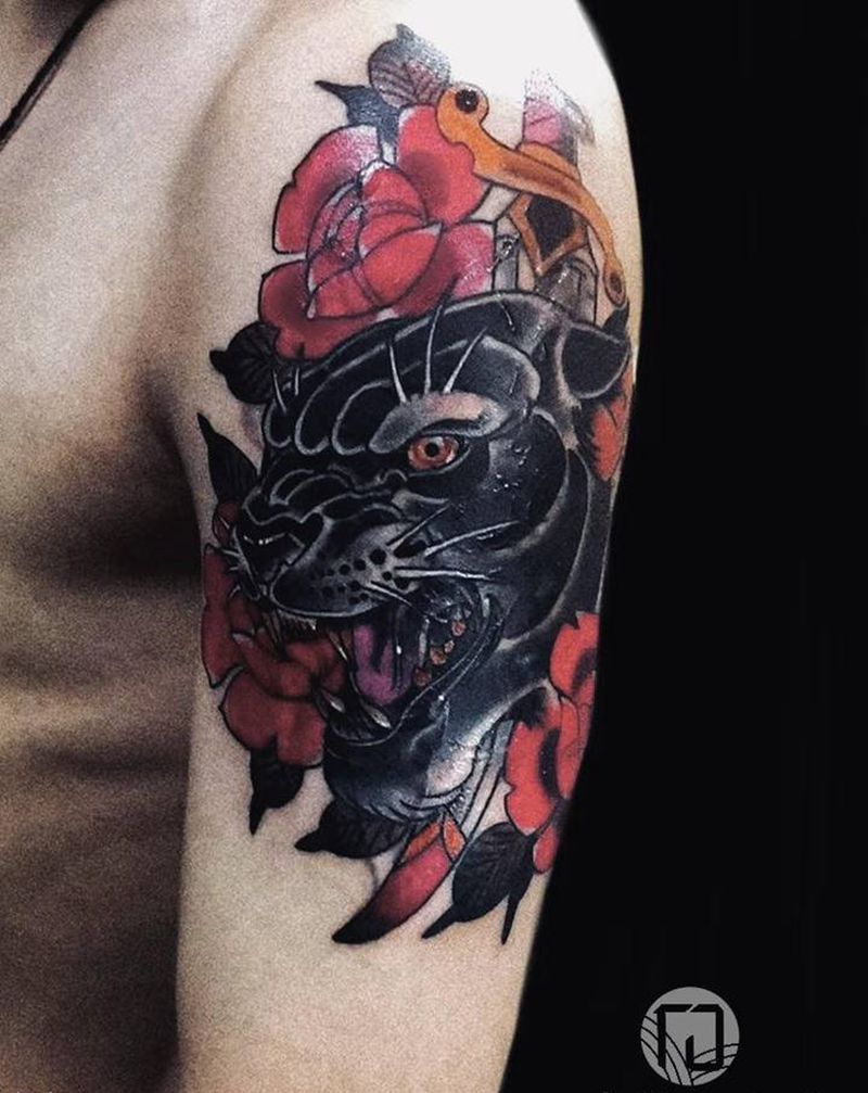 黑豹玫瑰遮盖纹身图片_手臂Old School黑豹玫瑰纹身图案