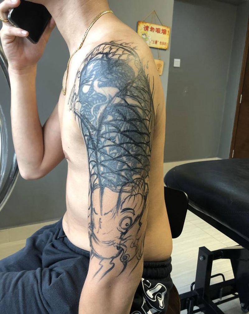 暴力遮盖纹身图片_肩部手臂新传统纹身图案