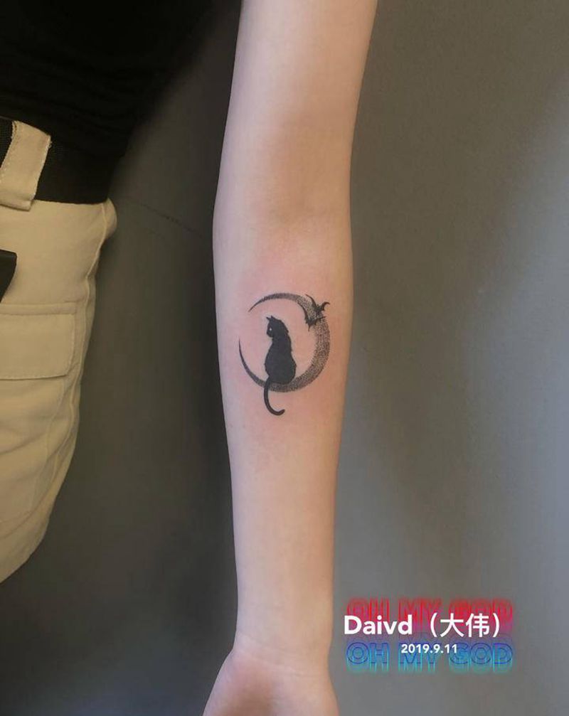 一些图腾小作品纹身图片_手臂肩部图腾Old School纹身图案