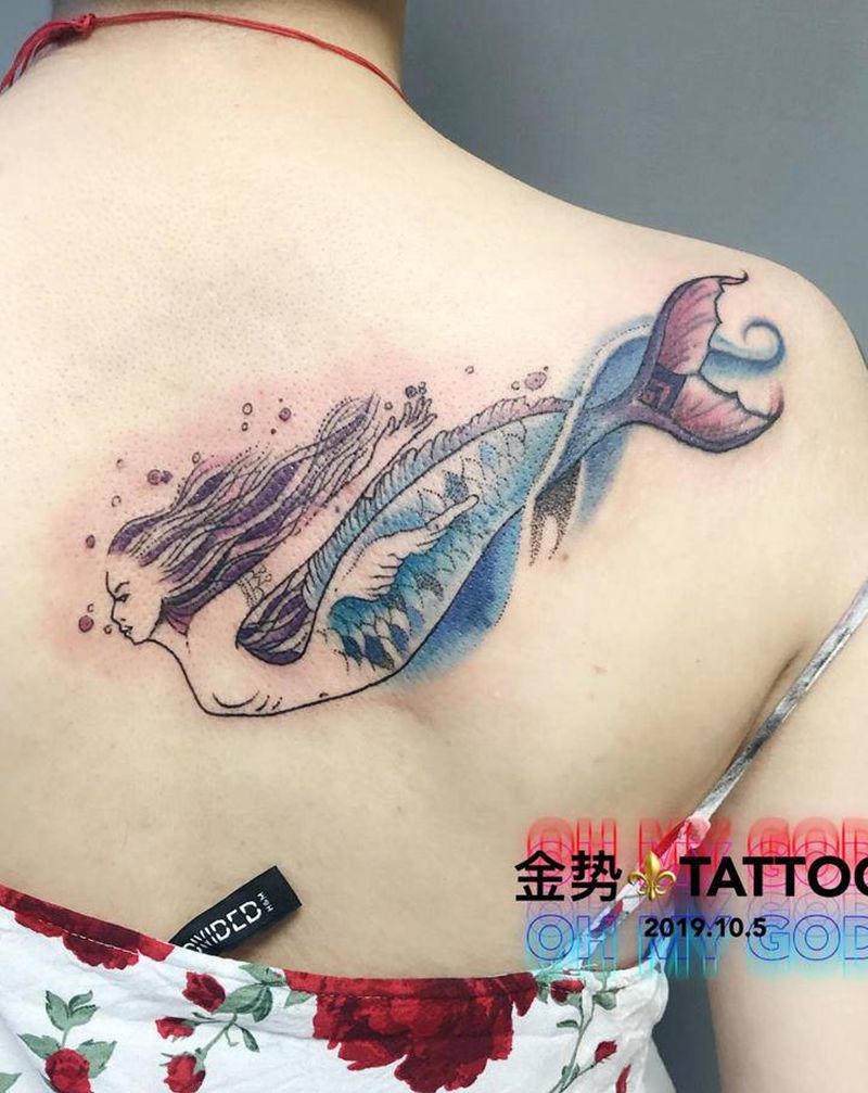 遮盖设计纹身图片_背部水彩点刺纹身图案