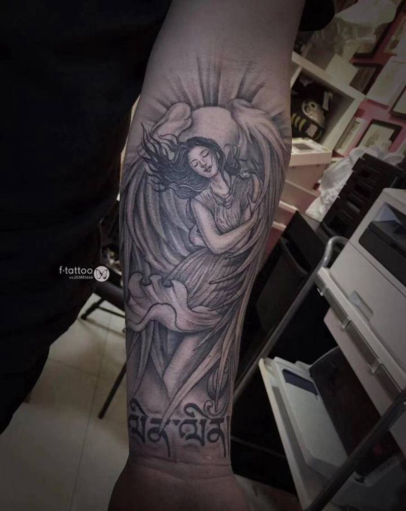 关于爱情.纹身图片_手臂欧美写实纹身图案