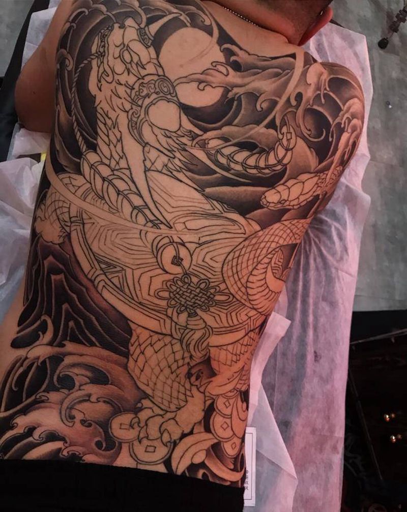 玄武纹身图片_背部新传统纹身图案