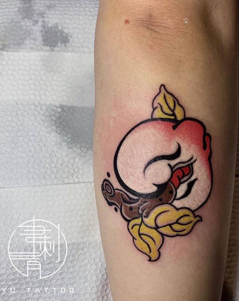 桃子纹身图片_手臂老传统纹身图案