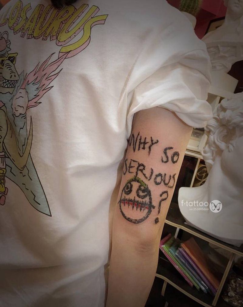 小丑.纹身图片_手臂Old School英文纹身图案