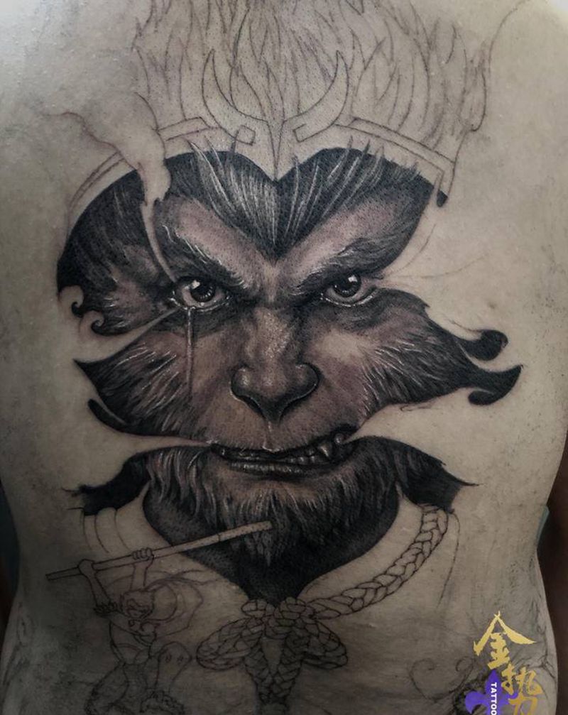 《斗战胜佛之噬天魔猴》纹身图片_背部欧美写实新传统纹身图案