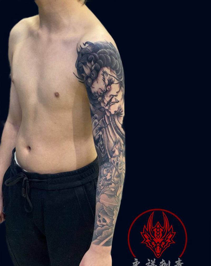 不动明王纹身图片_手臂新传统纹身图案