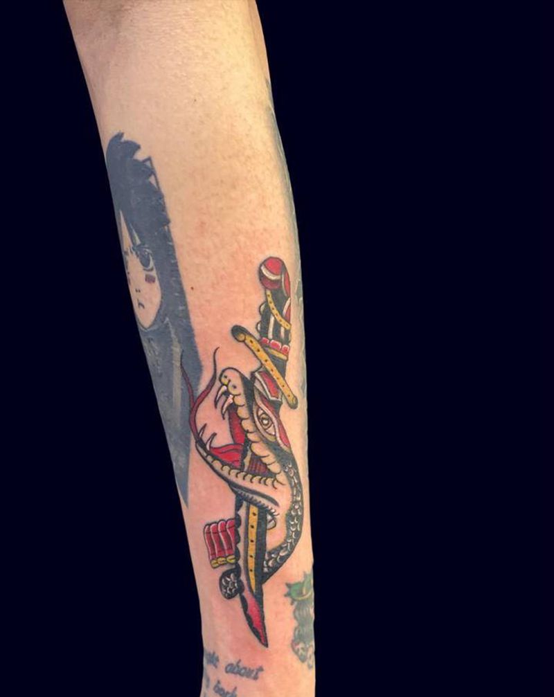 小作纹身图片_手臂New School纹身图案