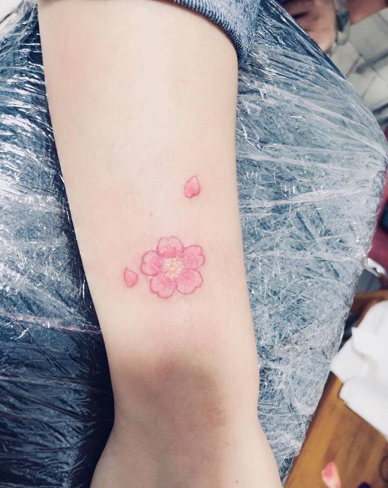 樱花纹身图片_手部手臂新传统老传统纹身图案