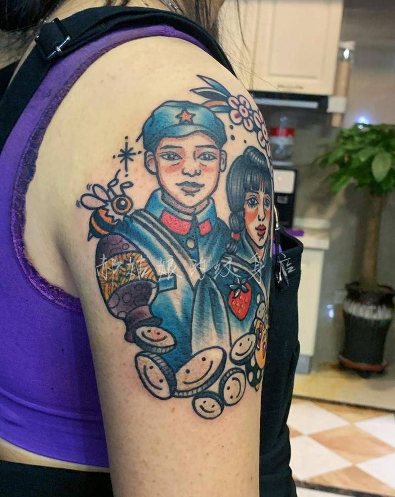 一家六口纹身图片_手臂Old School肖像水瓶座全家福纹身图案