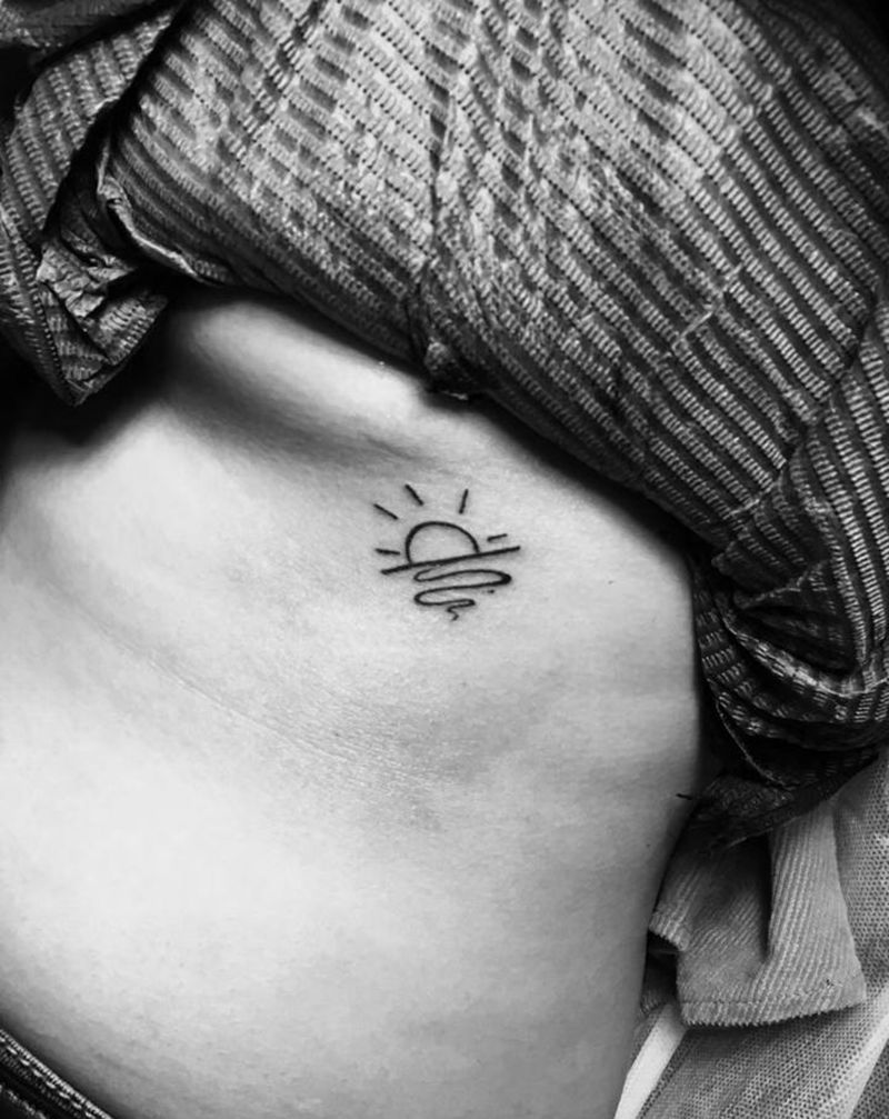 小清新纹身图片_胸部图腾纹身图案