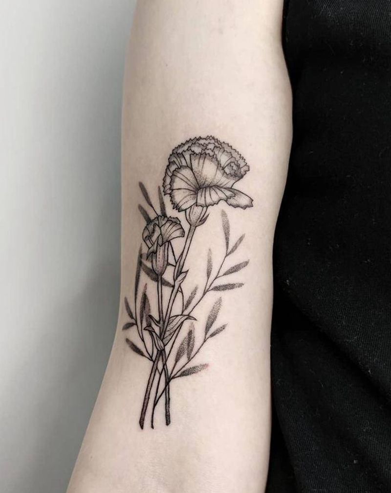 石竹小花花纹身图片_臀部手臂花纹身图案