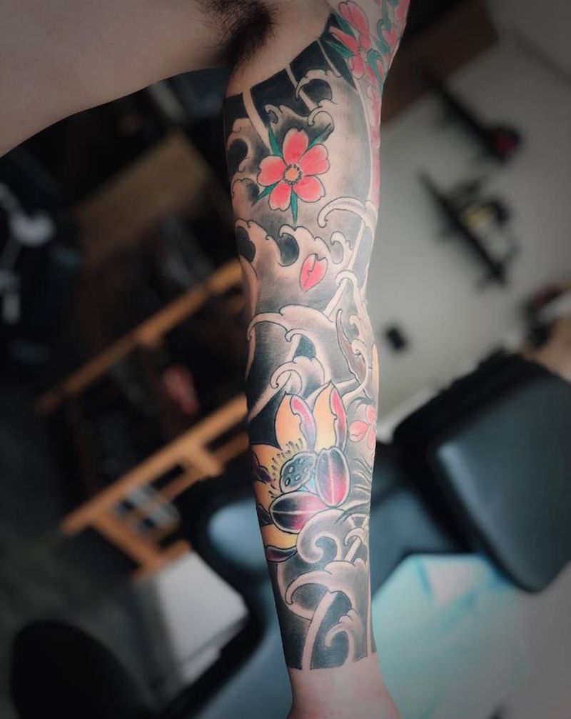 花臂2000纹身图片_肩部手臂新传统纹身图案