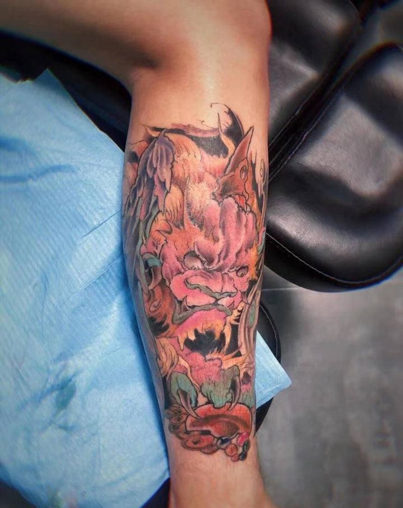 貔貅纹身图片_腿部新传统纹身图案