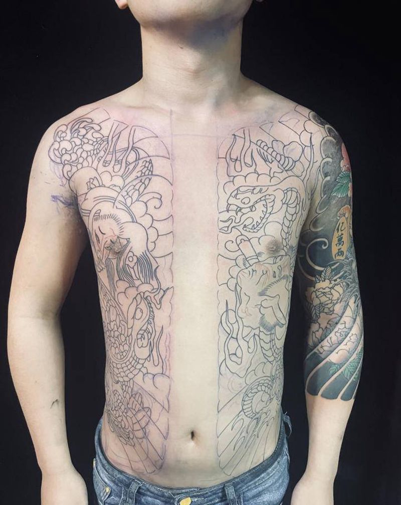 日式开衫纹身图片_胸部老传统纹身图案