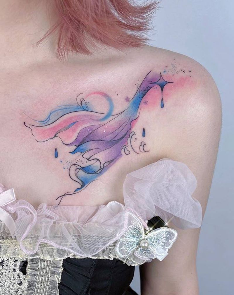 锁骨美人鱼尾纹身图片_水彩鱼美人鱼纹身图案