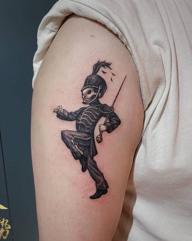 精致小纹身纹身图片_手臂肩部New School纹身图案