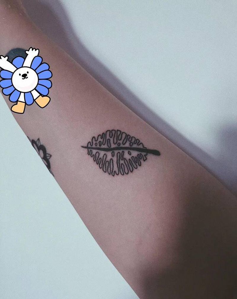 近日小图纹身图片_手臂胸部纹身图案