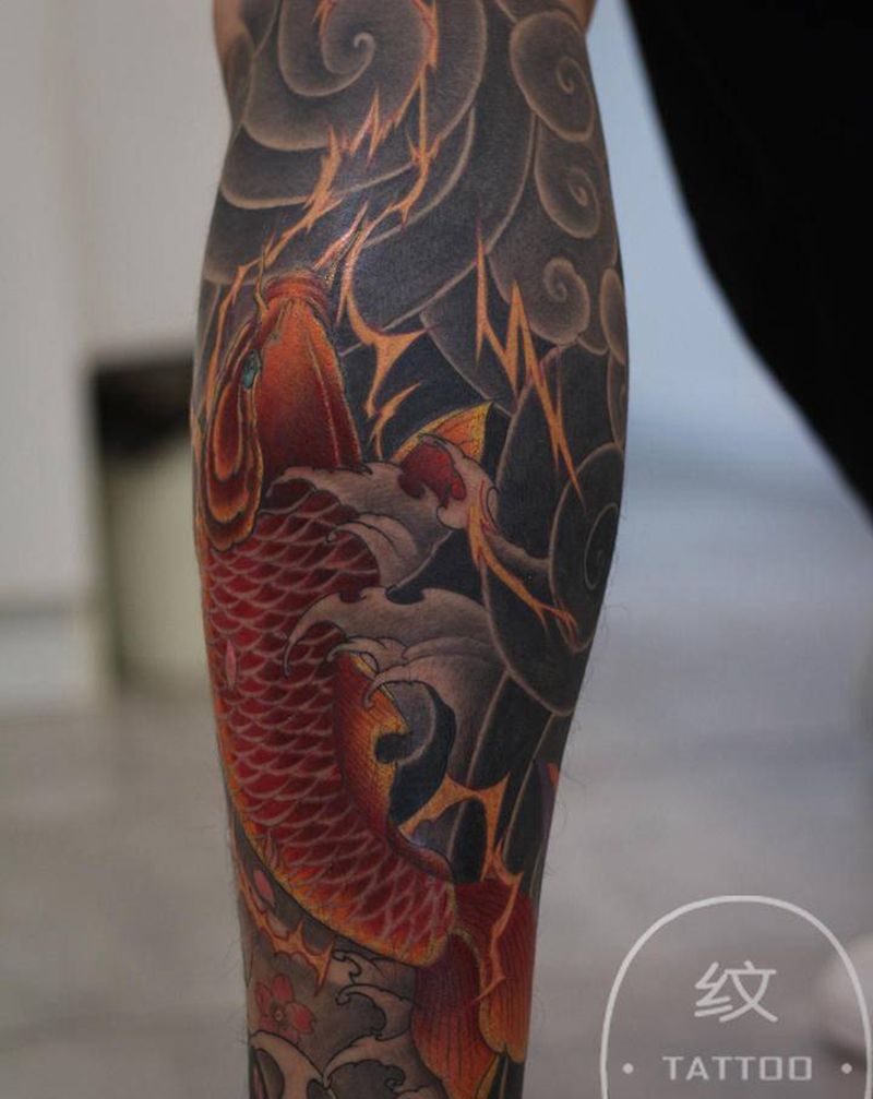鱼纹身图片_腿部纹身图案