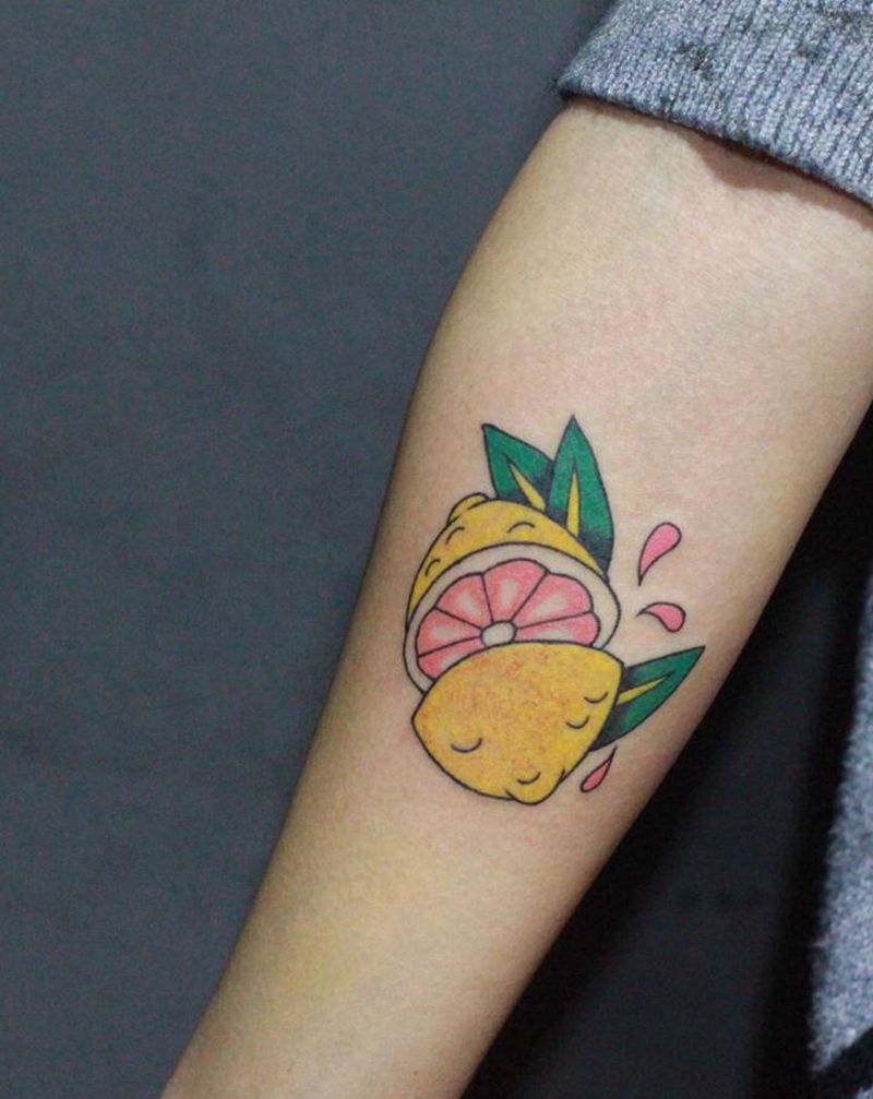 橙子纹身图片_手臂Old School纹身图案