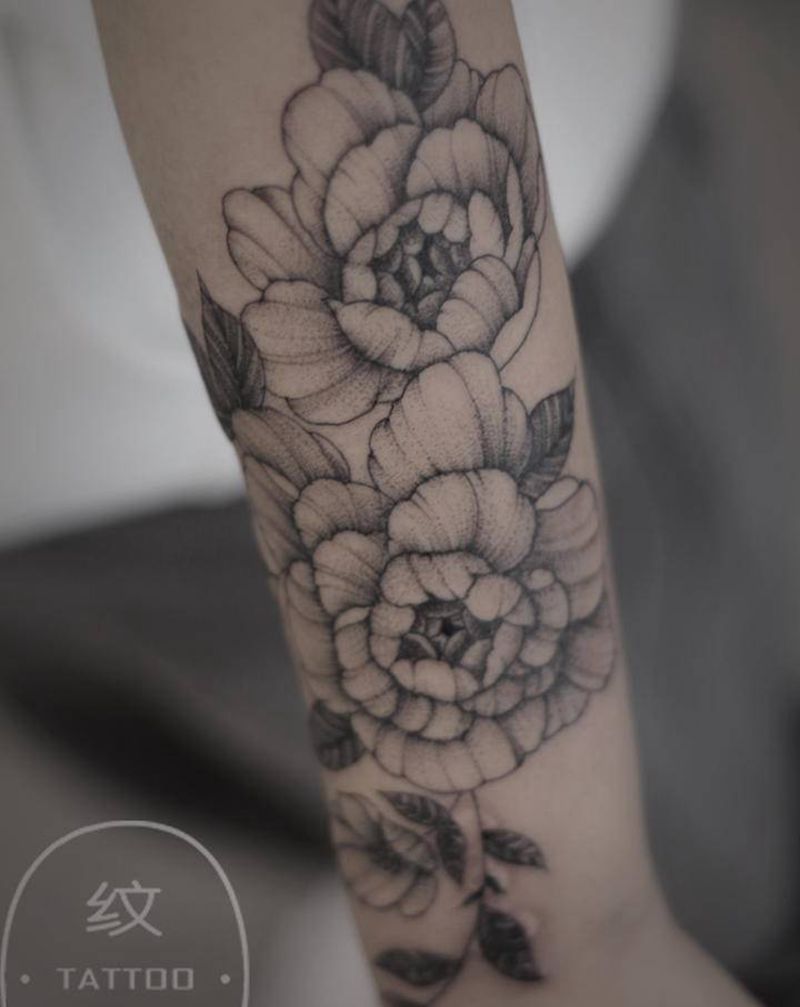 素花纹身图片_手臂纹身图案