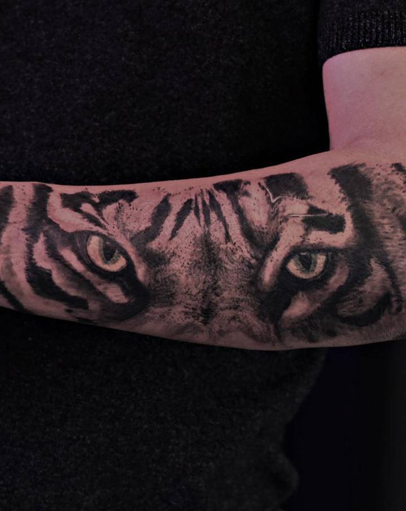 虎纹身图片_欧美写实hu q纹身图案