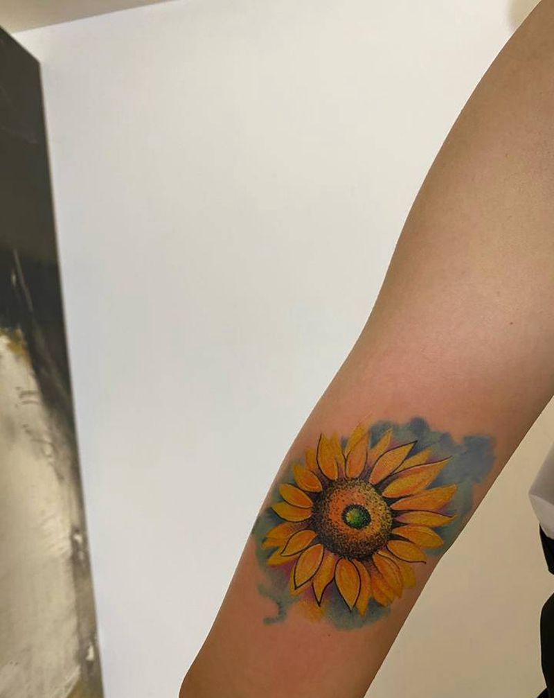 向阳花纹身图片_手臂水彩点刺纹身图案