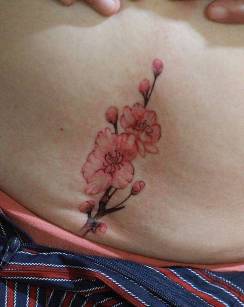 看得出疤痕嘛纹身图片_腹部水墨纹身图案