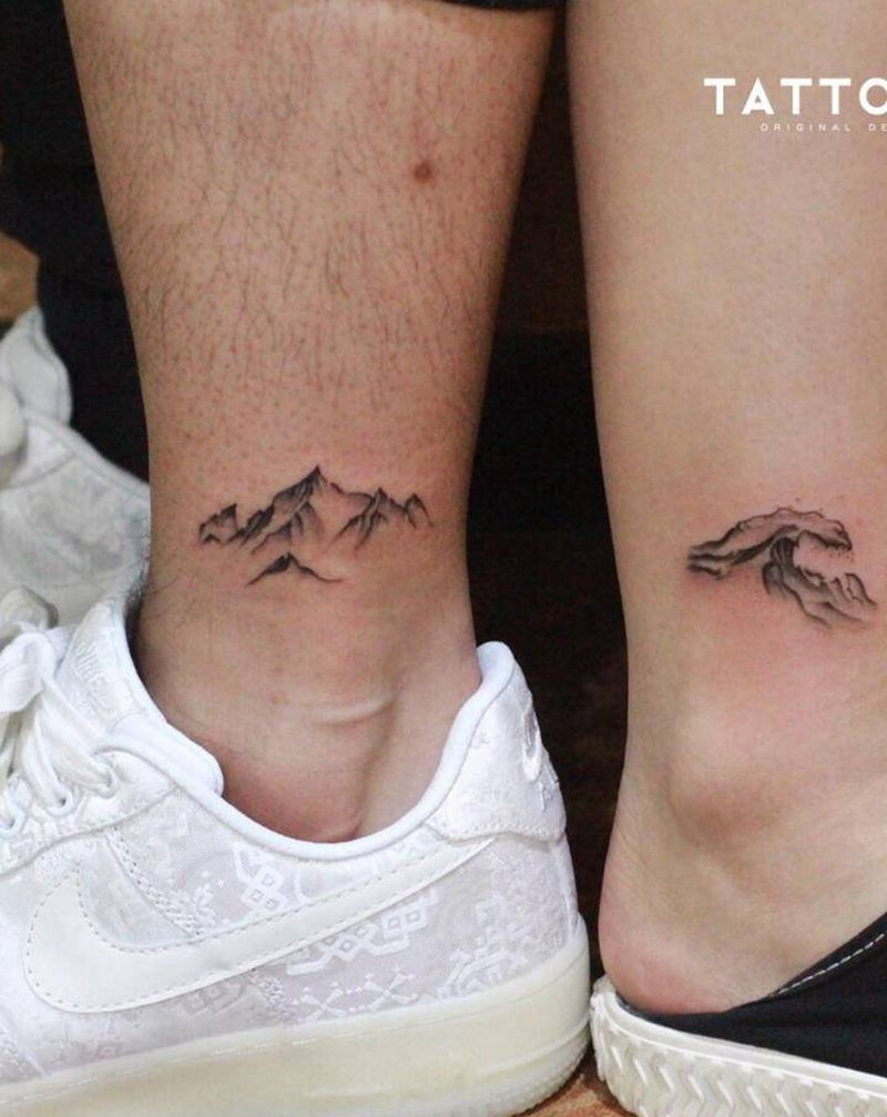 情侣纹身图片_腿部点刺纹身图案