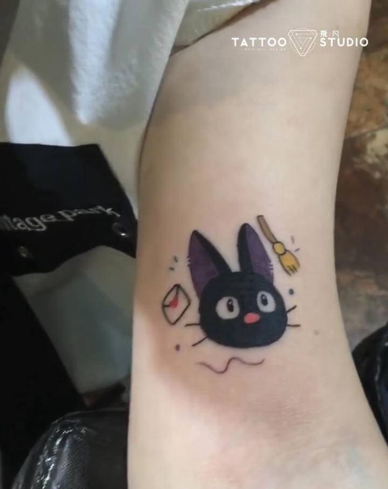 卡通纹身图片_手臂New School纹身图案