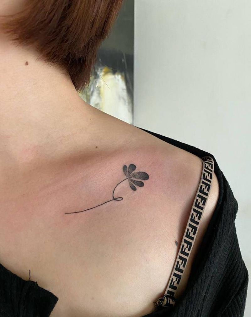 ！纹身图片_胸部点刺纹身图案