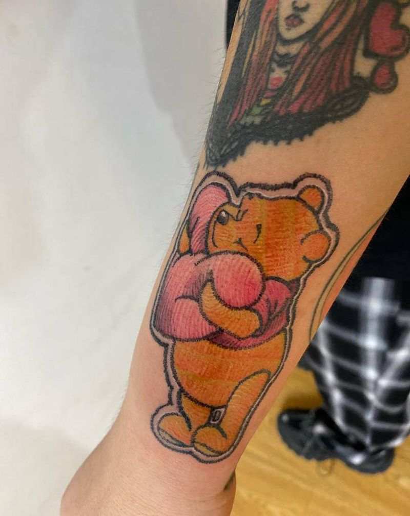 维尼熊纹身图片_手臂纹身图案