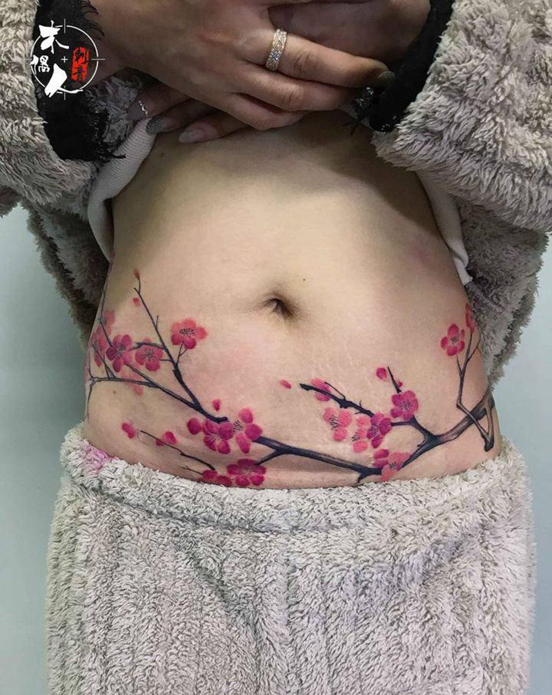 一枝花纹身图片_腹部新传统纹身图案