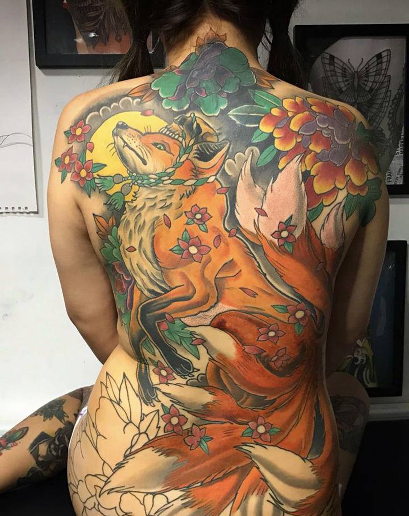 工作纹身图片_背部老传统纹身图案