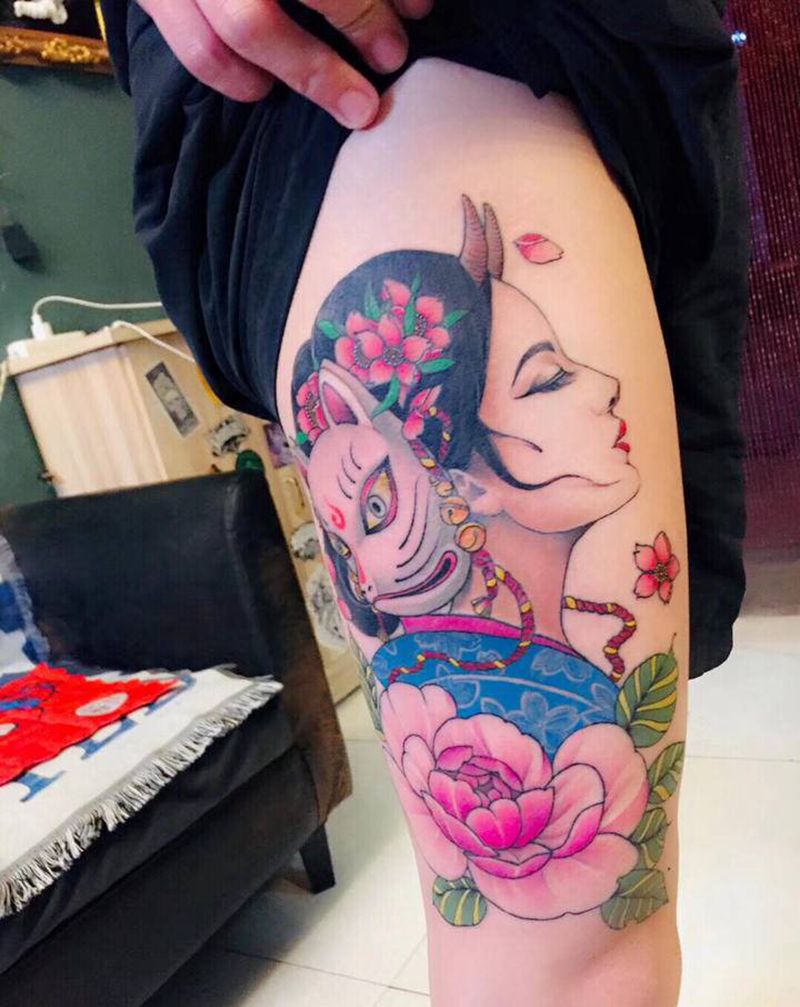 彩色龙女纹身图片_腿部纹身图案