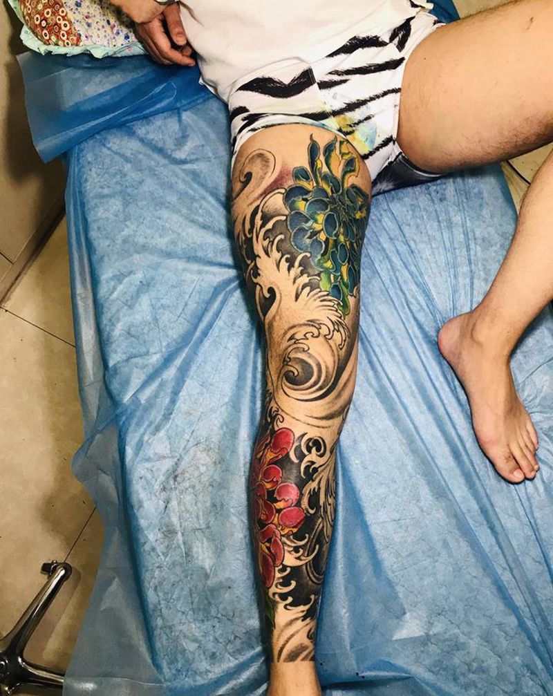 花腿纹身图片_腿部纹身图案
