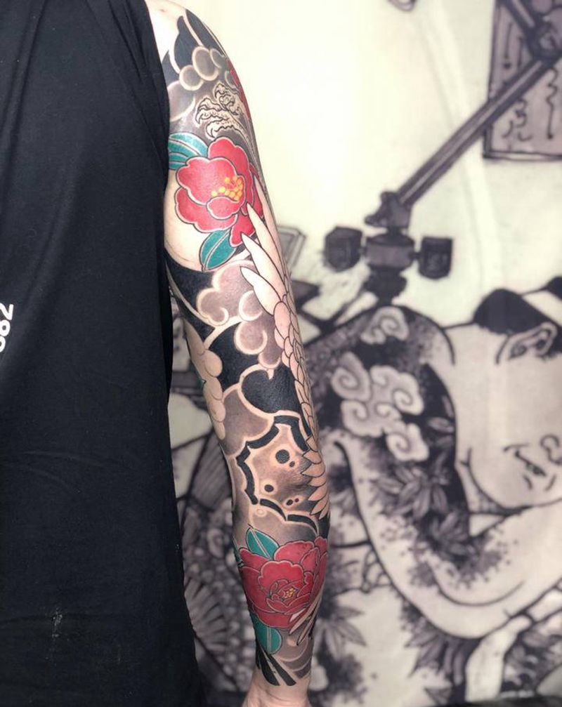 日式仙鹤包臂未完纹身图片_手臂老传统日式纹身图案