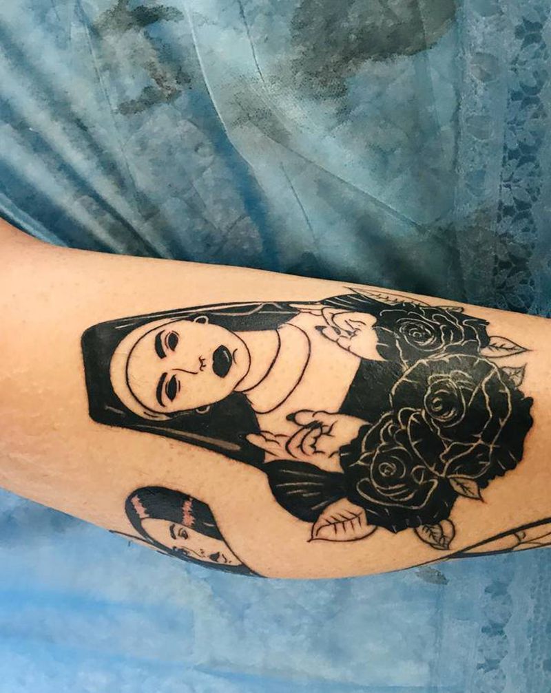 Old school纹身图片_腿部纹身图案