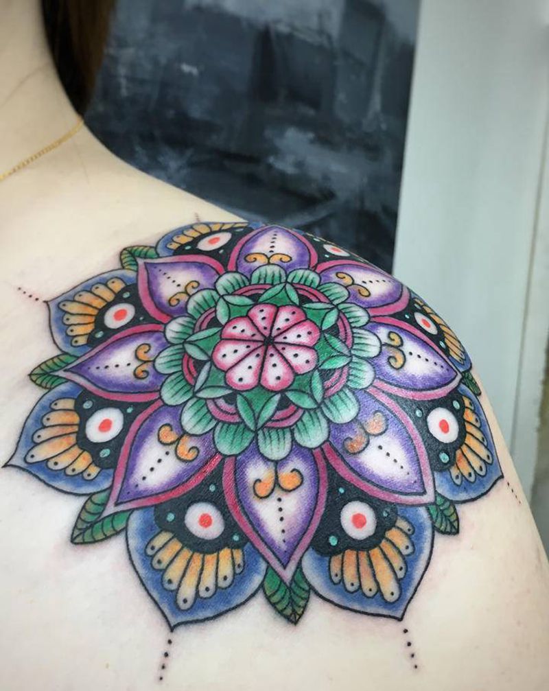 繁花纹身图片_肩部图腾繁花纹身图案