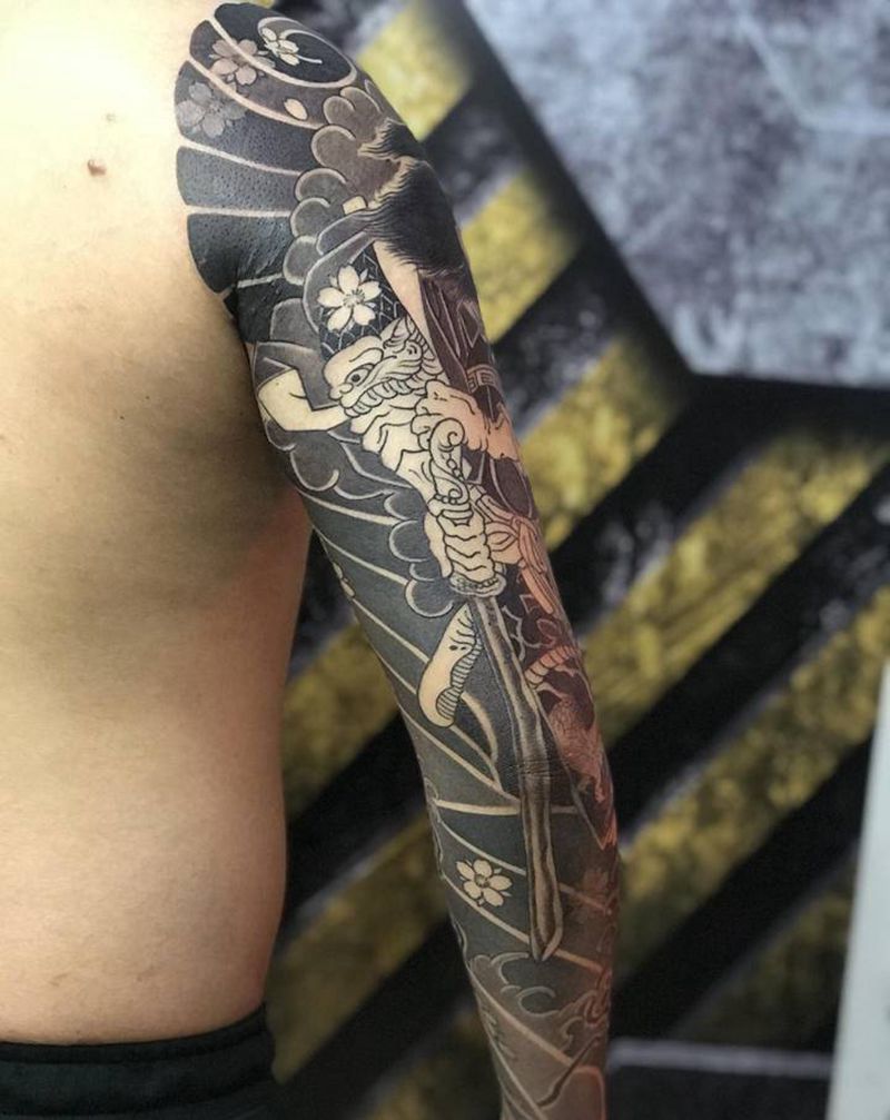 还有一次彩纹身图片_手臂老传统花臂日式钟馗纹身图案