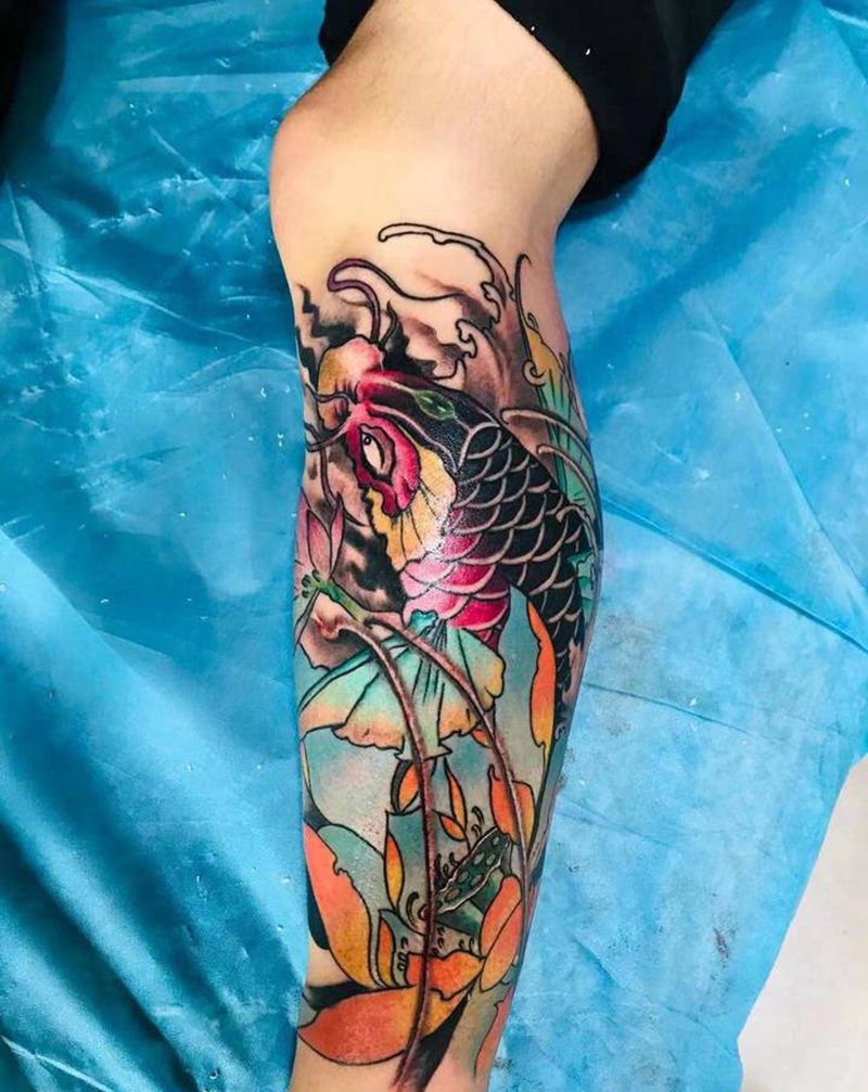 鲤鱼纹身图片_腿部纹身图案