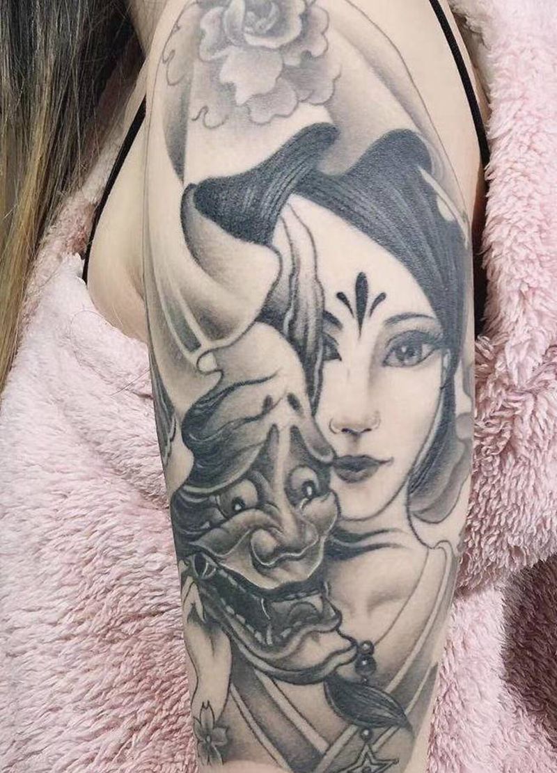 艺妓纹身图片_肩部纹身图案