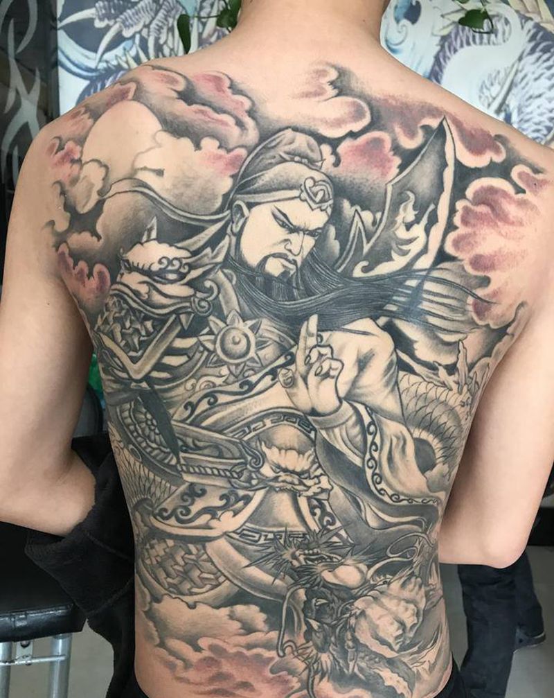 关公纹身图片_背部纹身图案